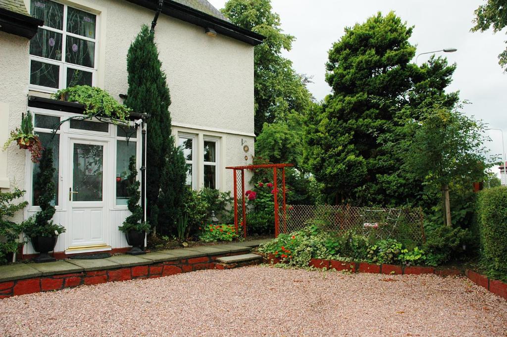 Pitreavie Guest House Dunfermline Exterior photo