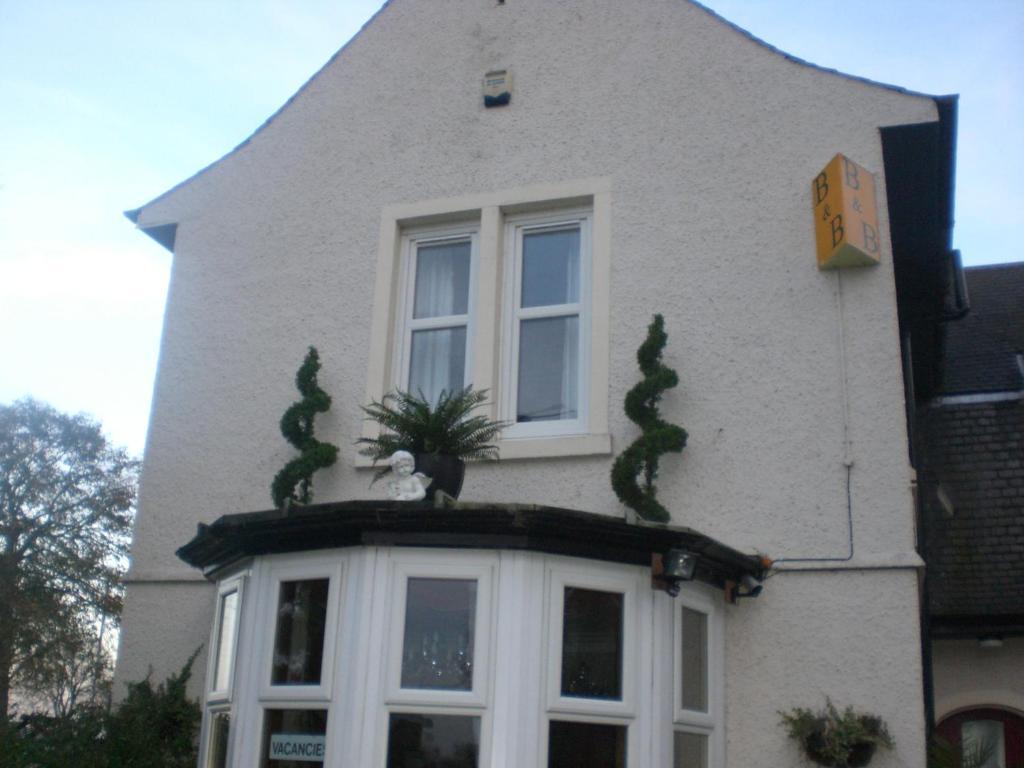 Pitreavie Guest House Dunfermline Exterior photo